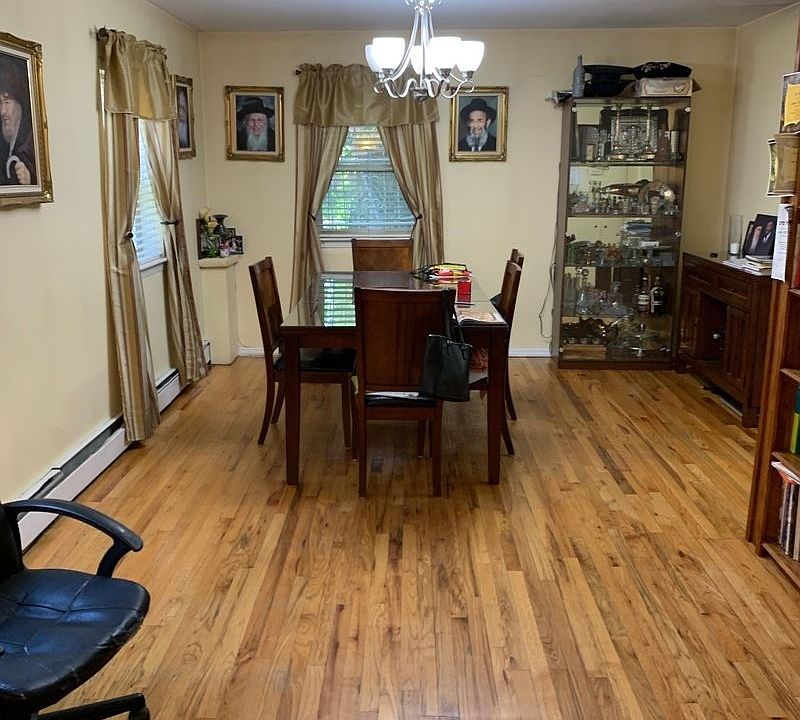 1st image of 890 E 16th St #1