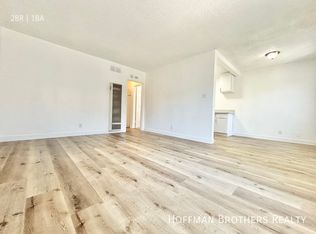 1537 W Summit St #2A, Long Beach, CA 90810