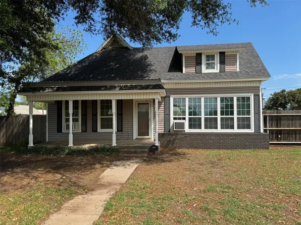 510 W Custer St, Seymour, TX 76380