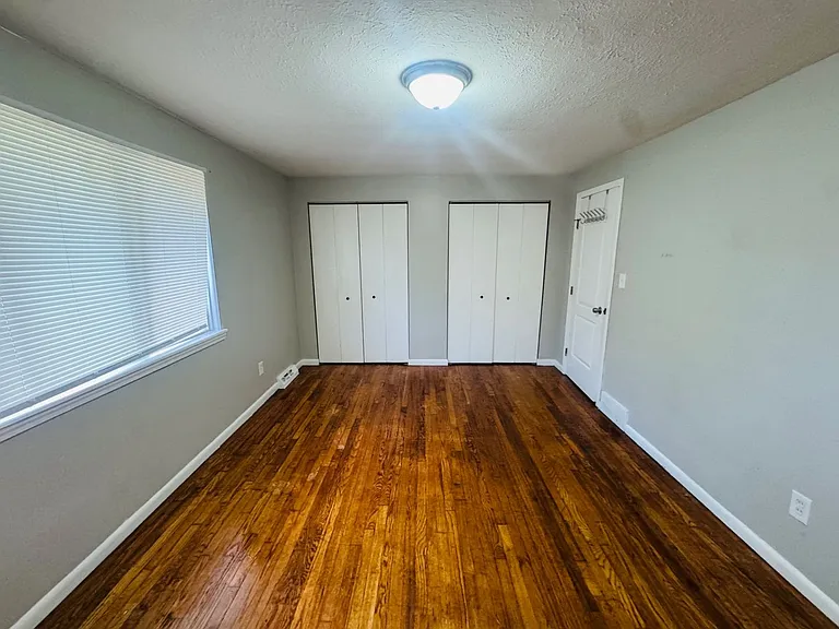 8215 Crudele Dr — Photo 10