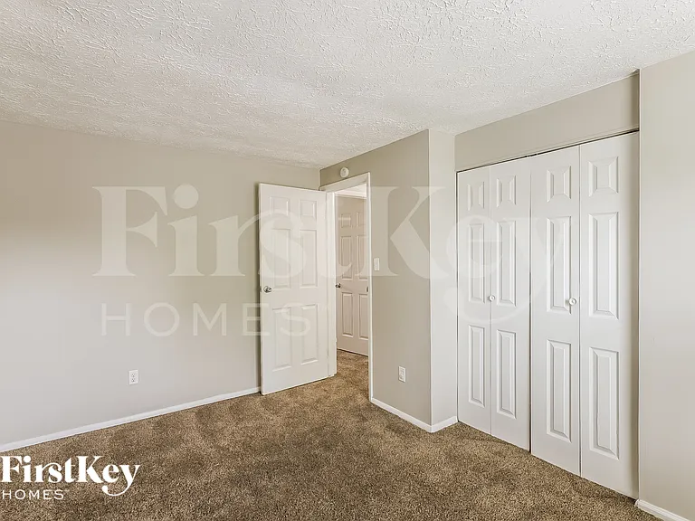 8041 E 34th St — Photo 15