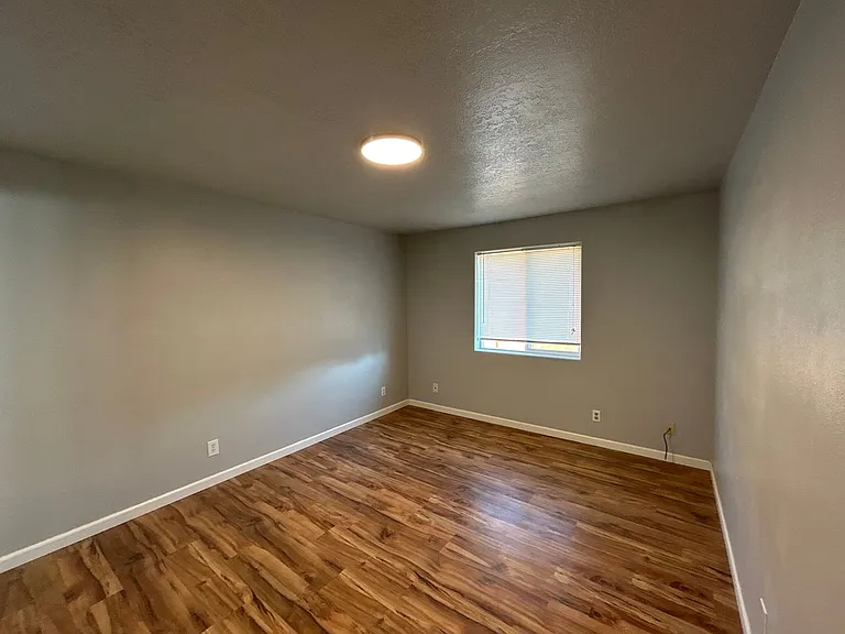 2853-2855 SW Umatilla Ave — Photo 9