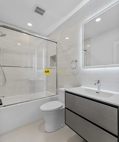 535 Newbury St #1 — Photo 5