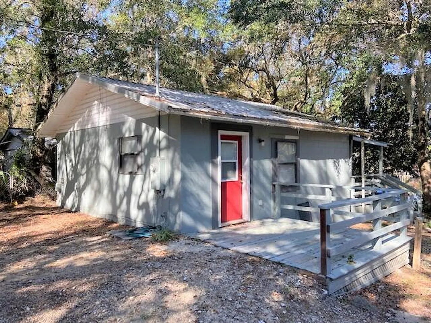 Niceville Waterfront Efficiency with Private Deck! — Photo 1