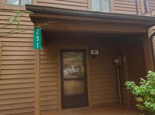 251 Bristol Way, Bushkill, PA 18324