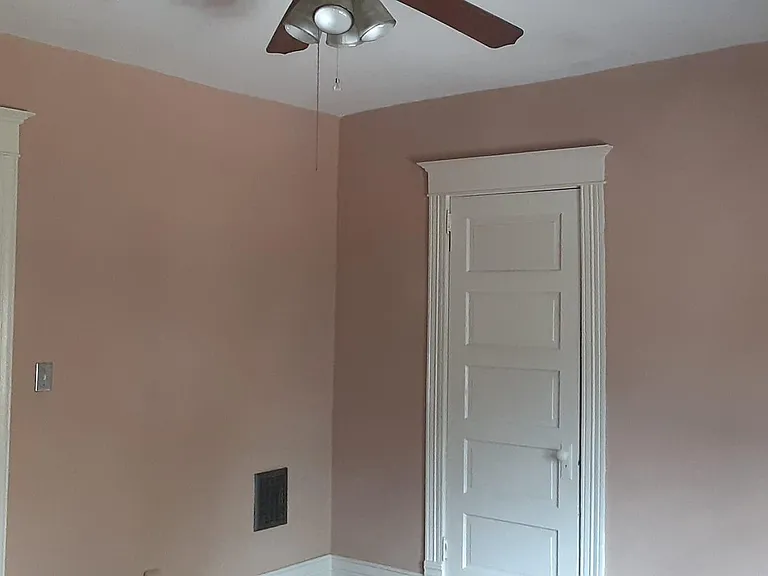 1837 Sherwood Ave — Photo 7