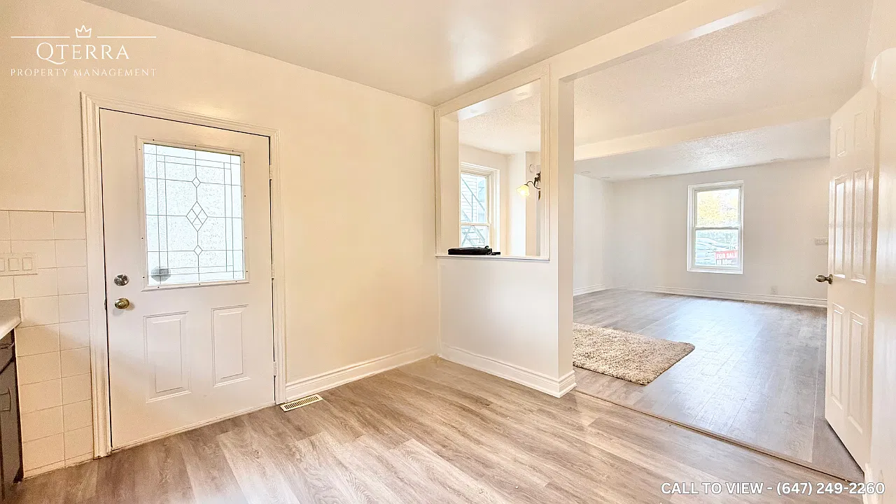 2 bed, 1.5 bath, 900 sqft, $1,995 — Photo 3