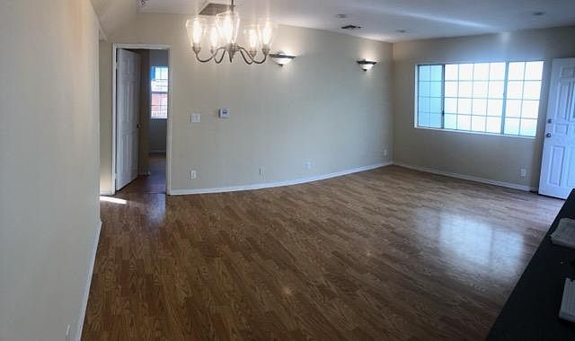 2nd image of 3446 Montrose Ave