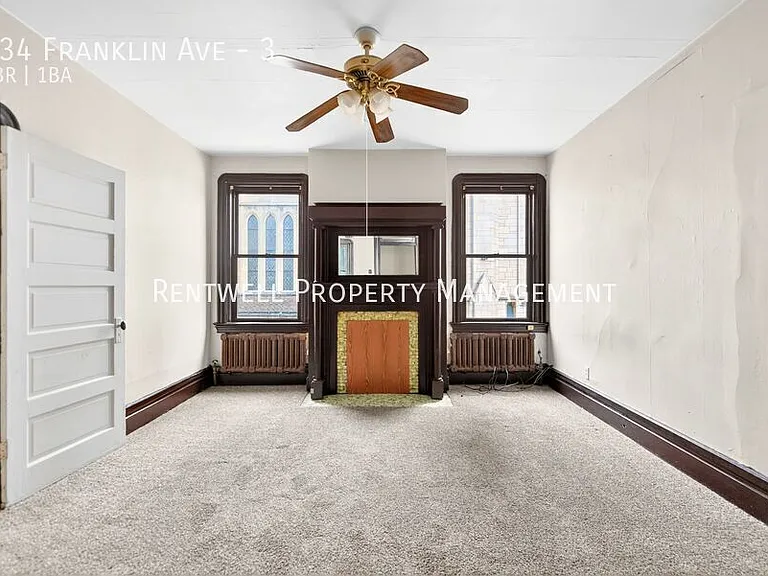 734 Franklin Ave #3 — Photo 8