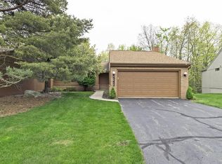 5252 E Hidden Lake Dr, East Lansing, MI 48823