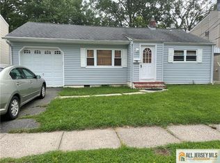 19 Hyde Ave, Iselin, NJ 08830