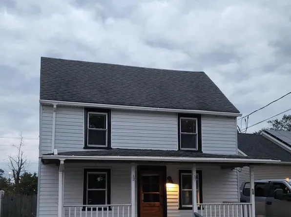 50 Mechanic St, Bridgeport, NJ 08014