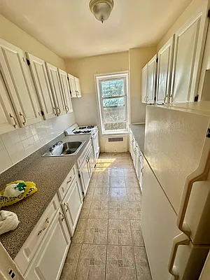 Rented by S&M Associates Realty LLC | media 23