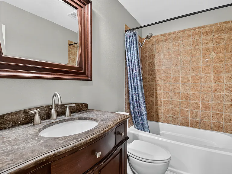 904 Solaris Pl — Photo 25