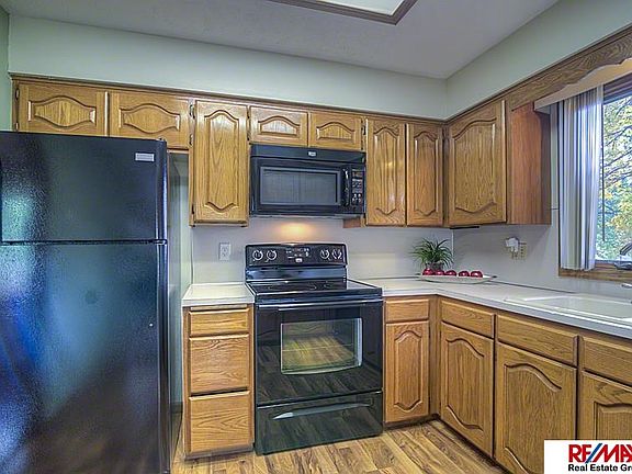 5th image of 812 Donegal Dr