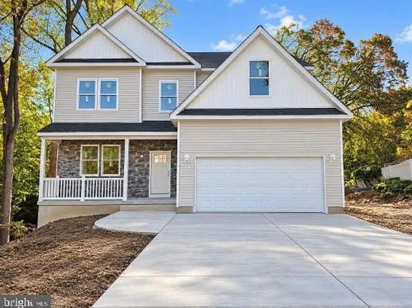 12 Royalty Ln, Clementon, NJ 08021