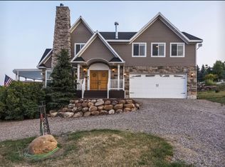 458 W Buttercup Ln, Garden City, UT 84028