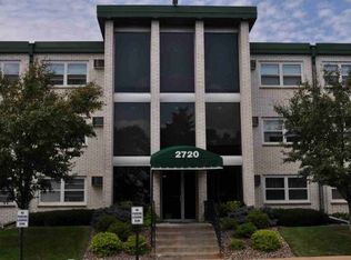 2720 Dale St N #C103, Roseville, MN 55113