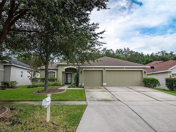 3rd image of 1221 Emerald Hill Way