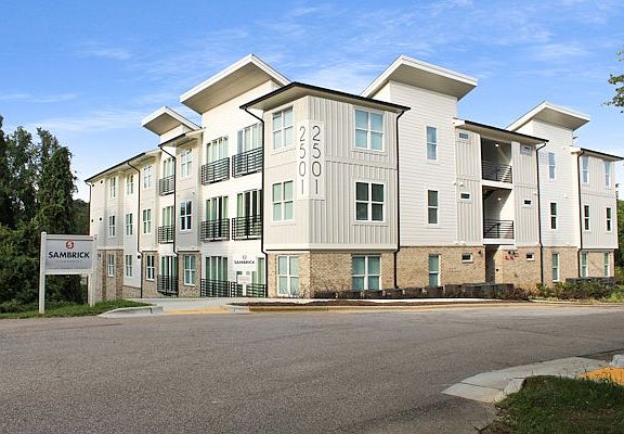 2nd image of 2501 Pine Village Rd #101