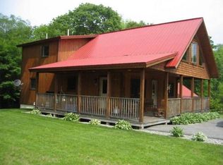 71 Rustic Ln, Gardiner, ME 04345