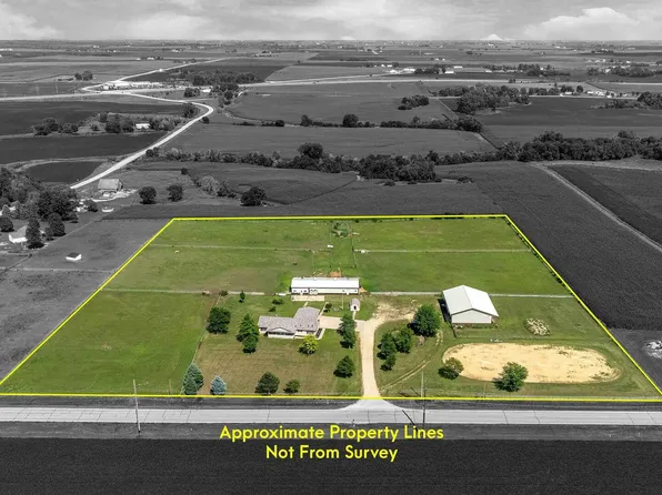 2135 260th Ave, De Witt, IA 52742
