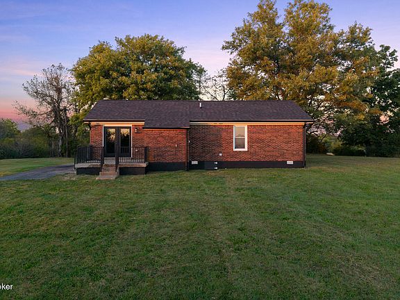 5th image of 811 Giltner Rd