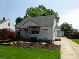 29600 Bruce Dr, Willowick, OH 44095