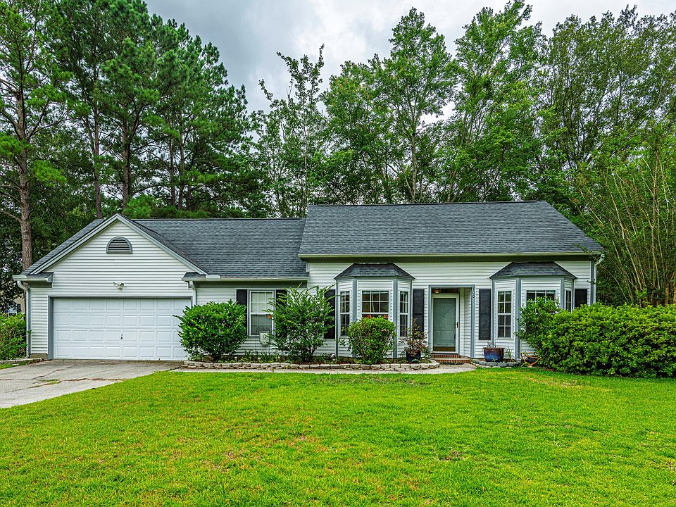 1st image of 100 Seavington Ct