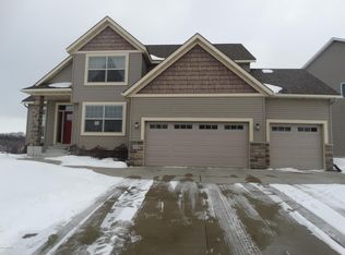 6198 Granite Dr NW, Rochester, MN 55901