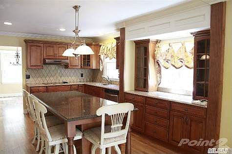 3rd image of 192 Belleview Ave