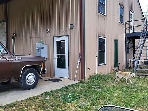 2nd image of 461 Southfork Rd