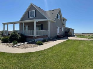 9145 W Saddlehorn Rd, Roseland, NE 68973