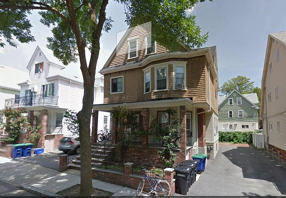 2nd image of 75 Ossipee Rd #1