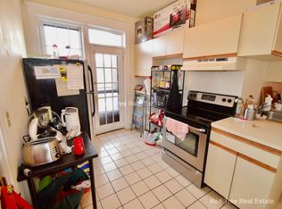 153 Strathmore Rd APT 12, Brighton, MA 02135