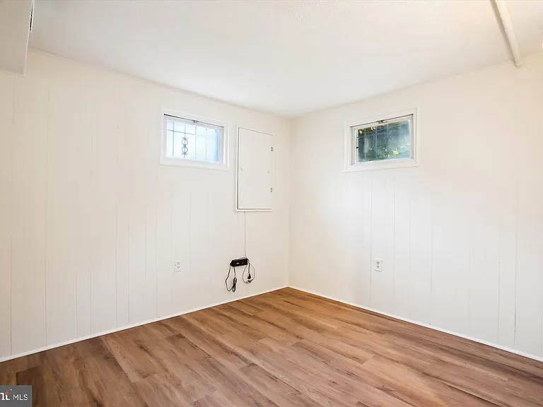 2405 Phillips Dr — Photo 34