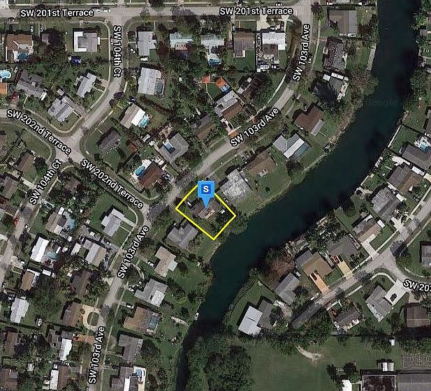 1st image of 20211 SW 103rd Ave