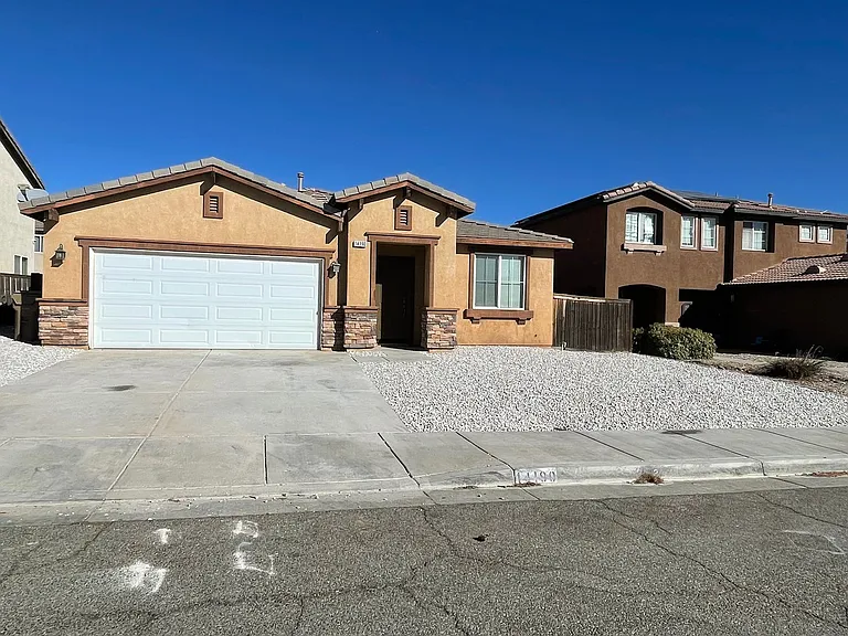 14190 Blackstone St — Photo 10