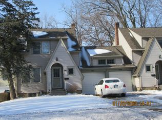 611 S 4th St, Dekalb, IL 60115