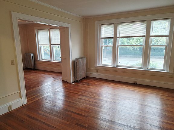 3rd image of 230 Butler Ave APT 2