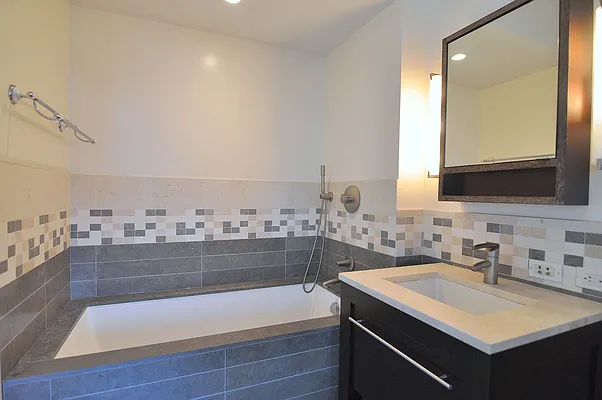 Rented by Nest Seekers International | media 57