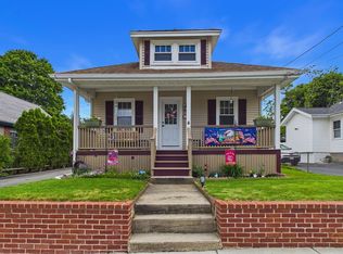 21 Sycamore St, Fairhaven, MA 02719