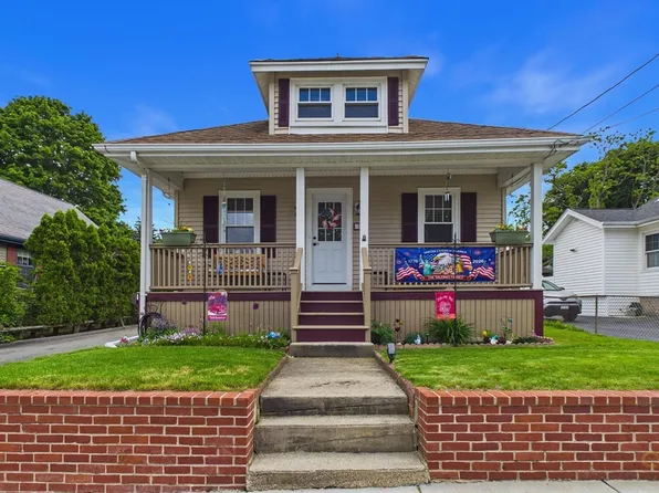 21 Sycamore St, Fairhaven, MA 02719