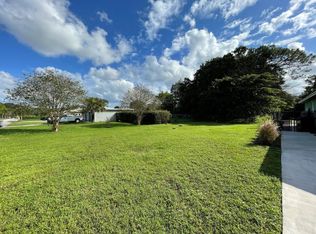 5122 Lake Boulevard, Delray Beach, FL 33484