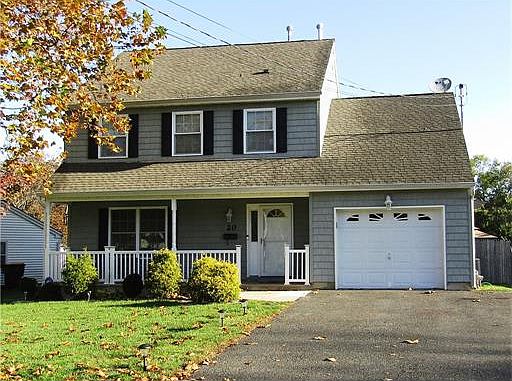 1st image of 20 Strachan St