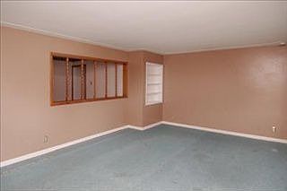3rd image of 223 Briarhill Dr