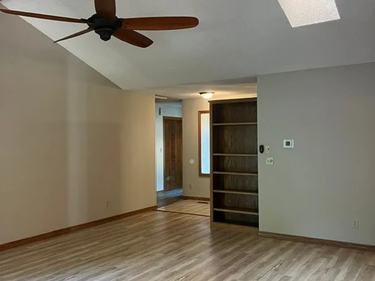 1 Curry Ln — Photo 4