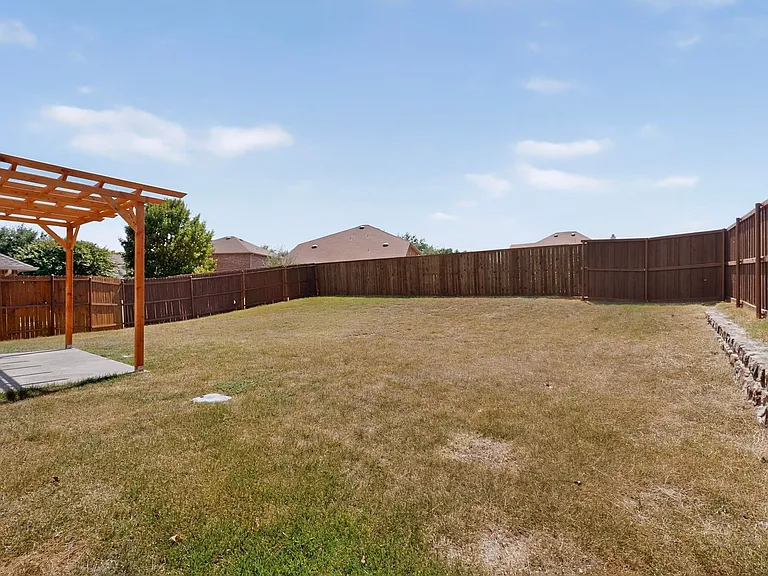 13291 Guerin Dr — Photo 49