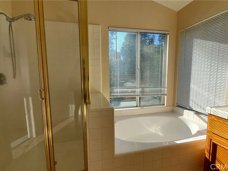 14364 Ashbury Dr — Photo 9