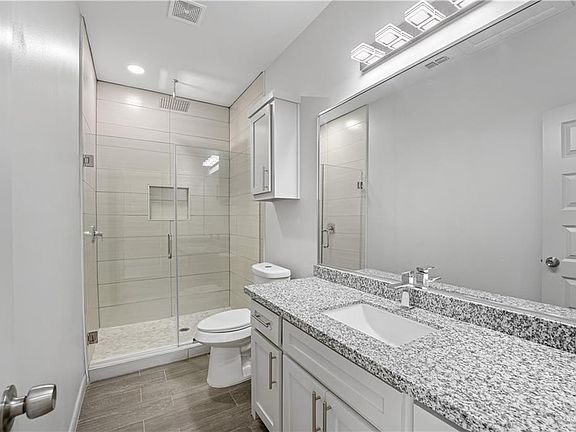 5th image of 1905 W Violet Dr #1